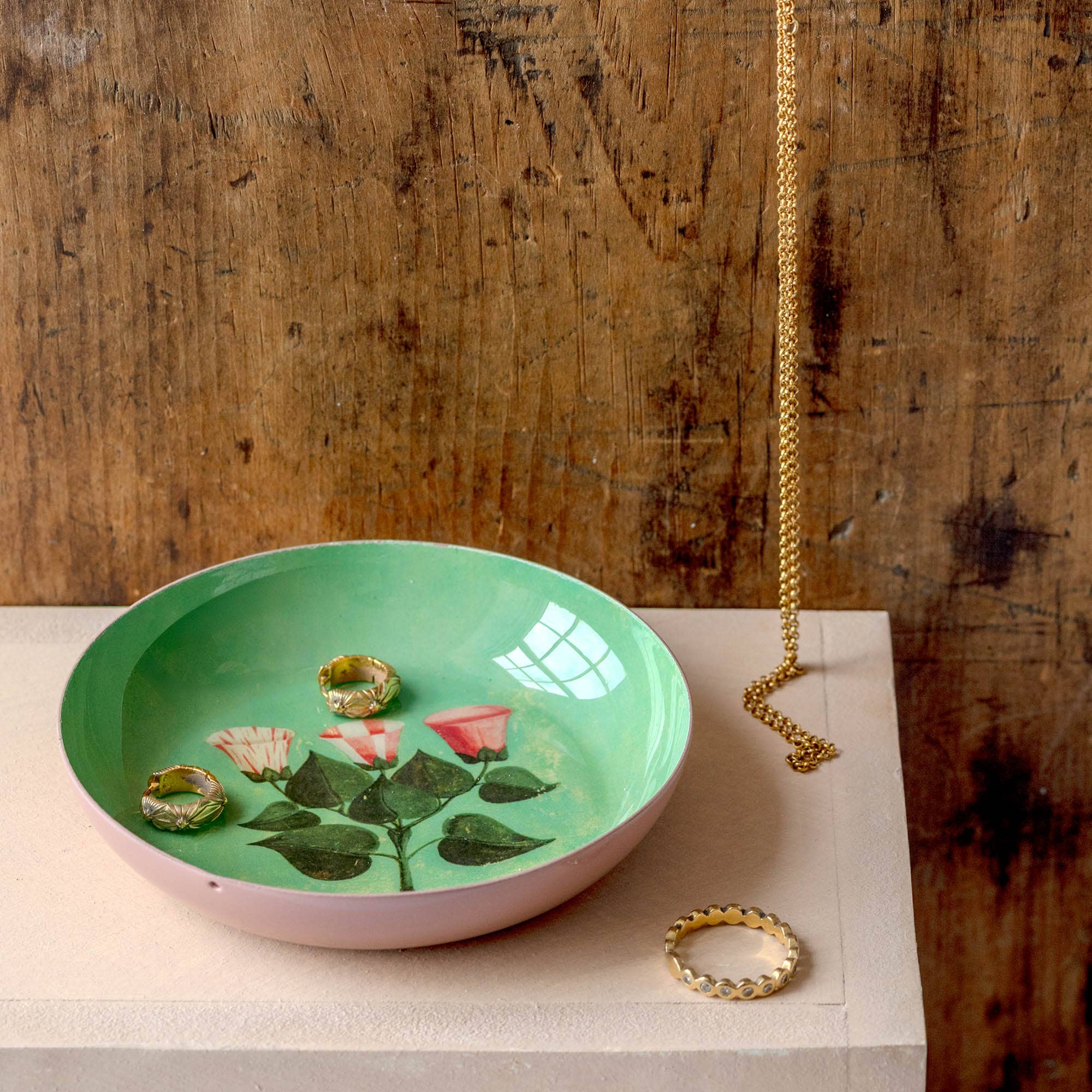 4" FLOWERS TRAY